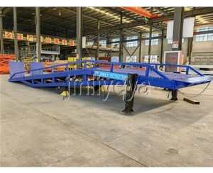 移動(dòng)登車橋